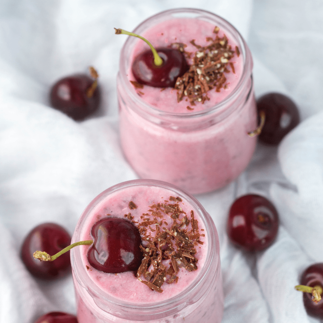 Cherry protein smoothie bowl - Your Healthy Fix